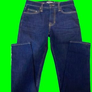 Arizona Jean's 29 x32 skinny. NWOT